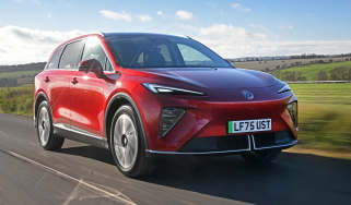 MGS6 EV Trophy Long Range - front tracking